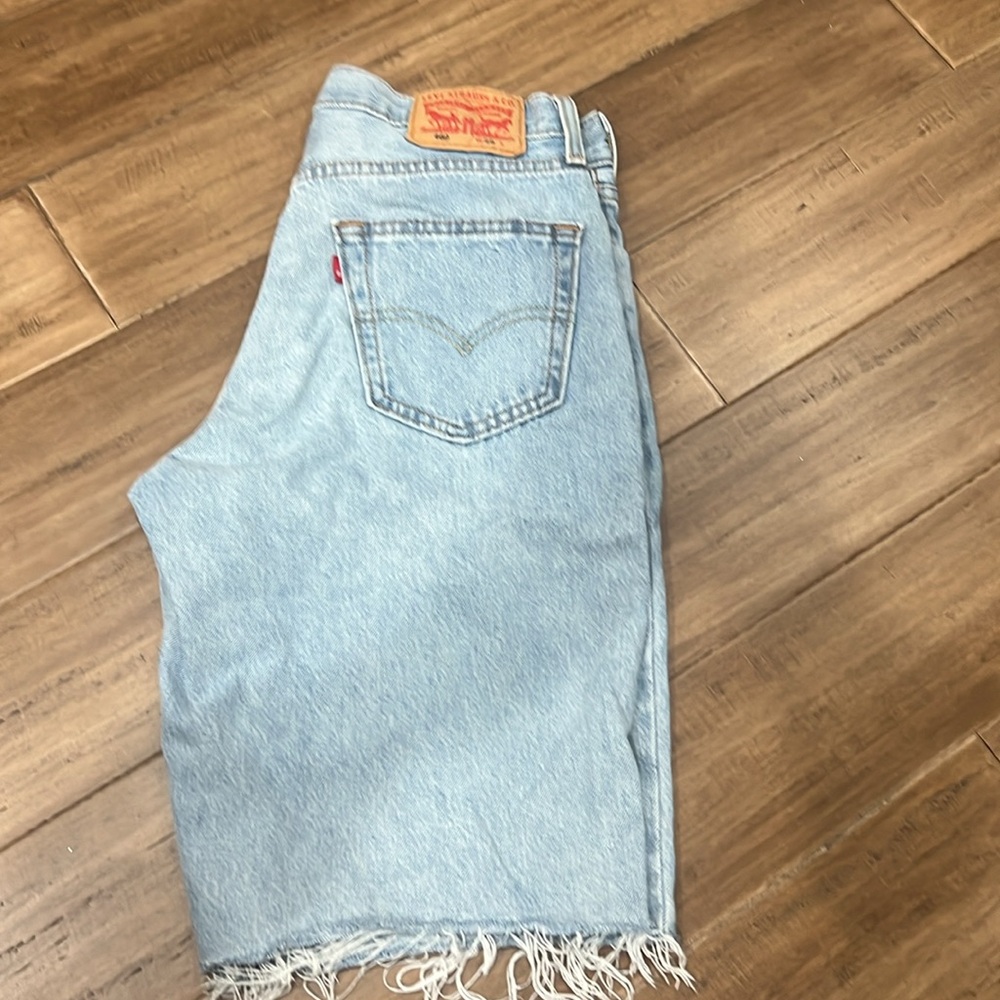 Levi’s 469 denim shorts